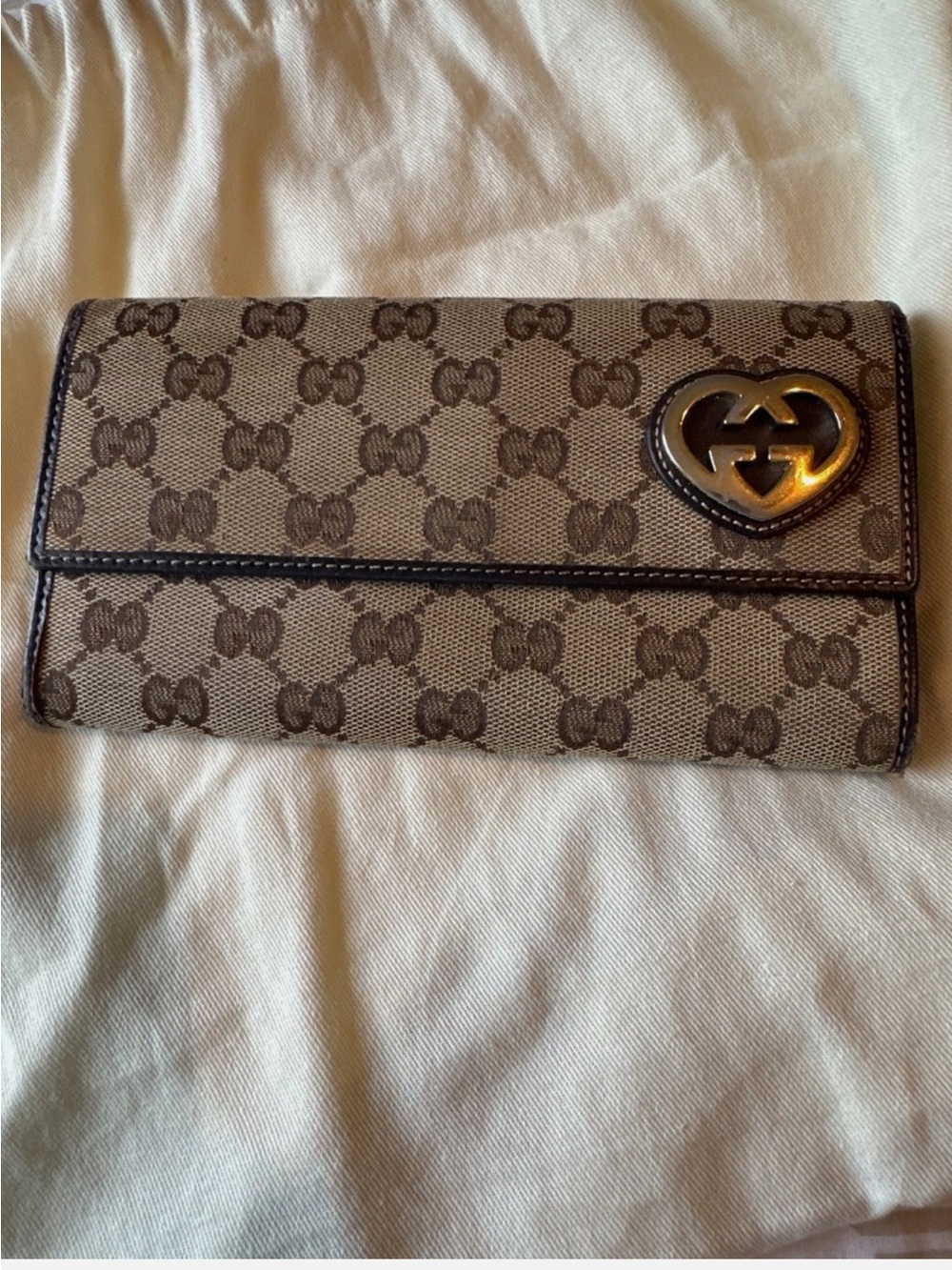 🤎Gucci GG Heart Wallet With Gold Chain Strap Beige Brown Authentic🤎